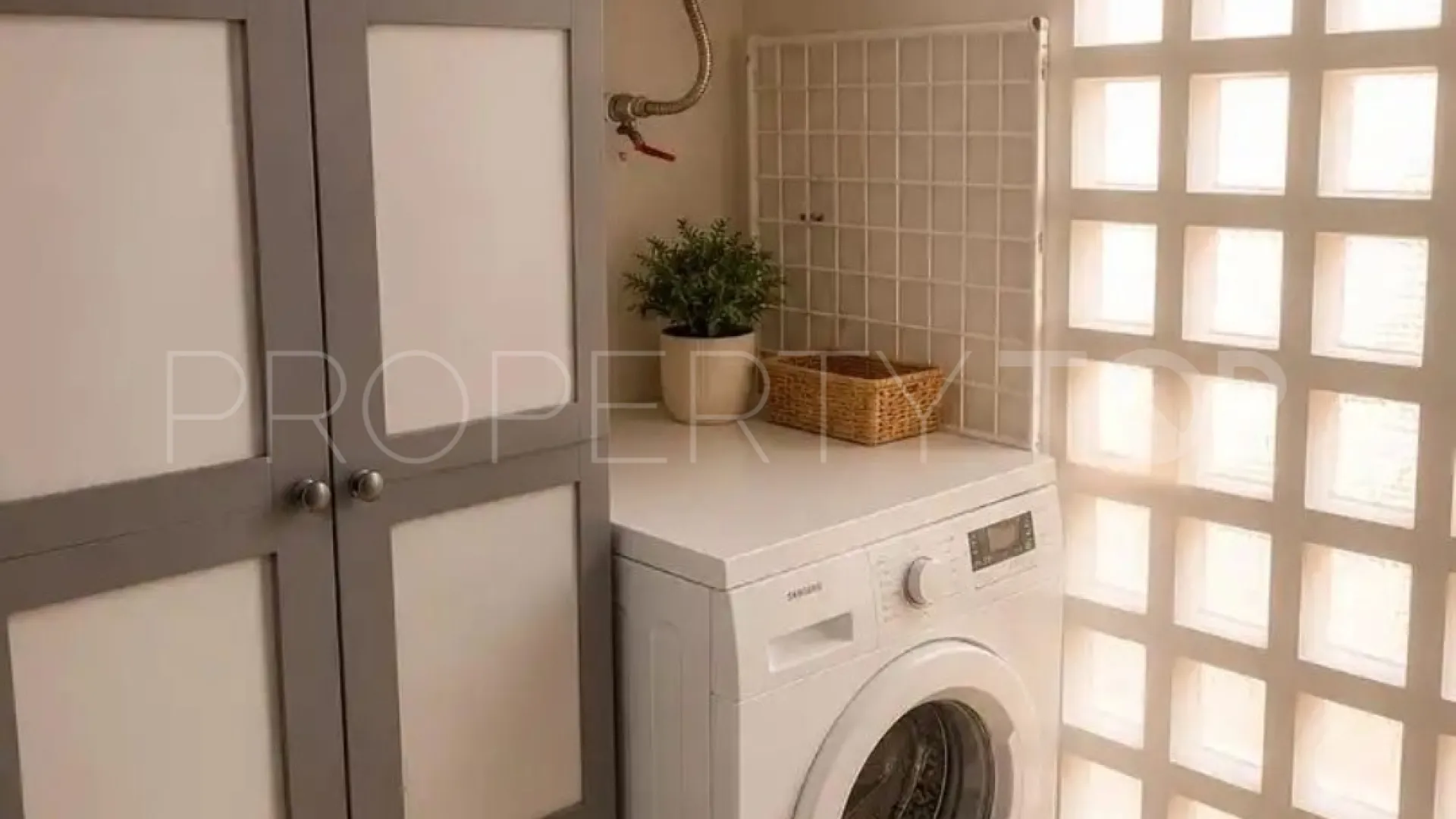 Apartment in Manilva for sale