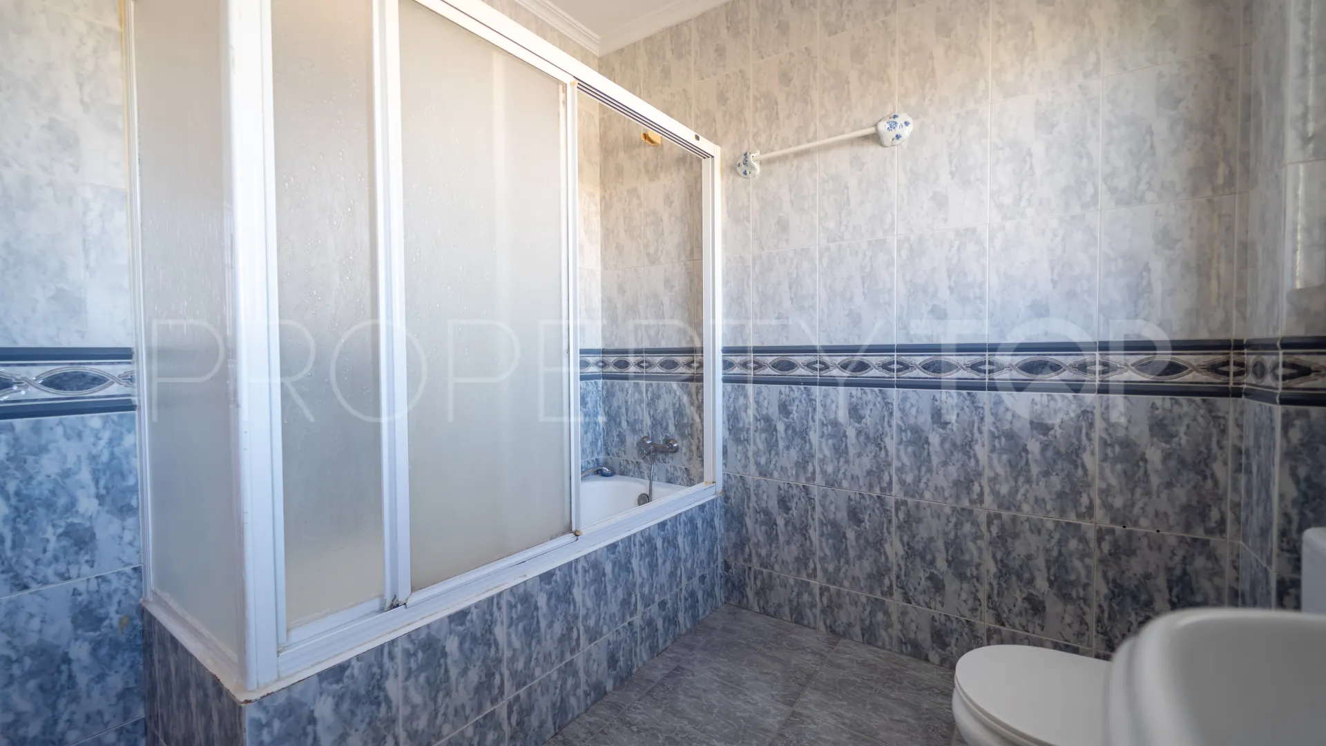 4 bedrooms villa in Cerrado del Aguila for sale