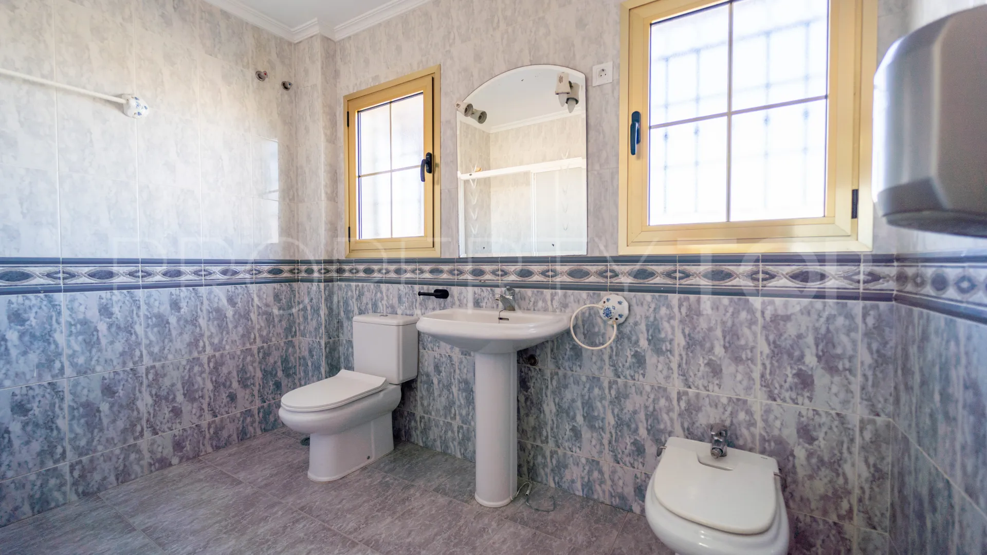 4 bedrooms villa in Cerrado del Aguila for sale