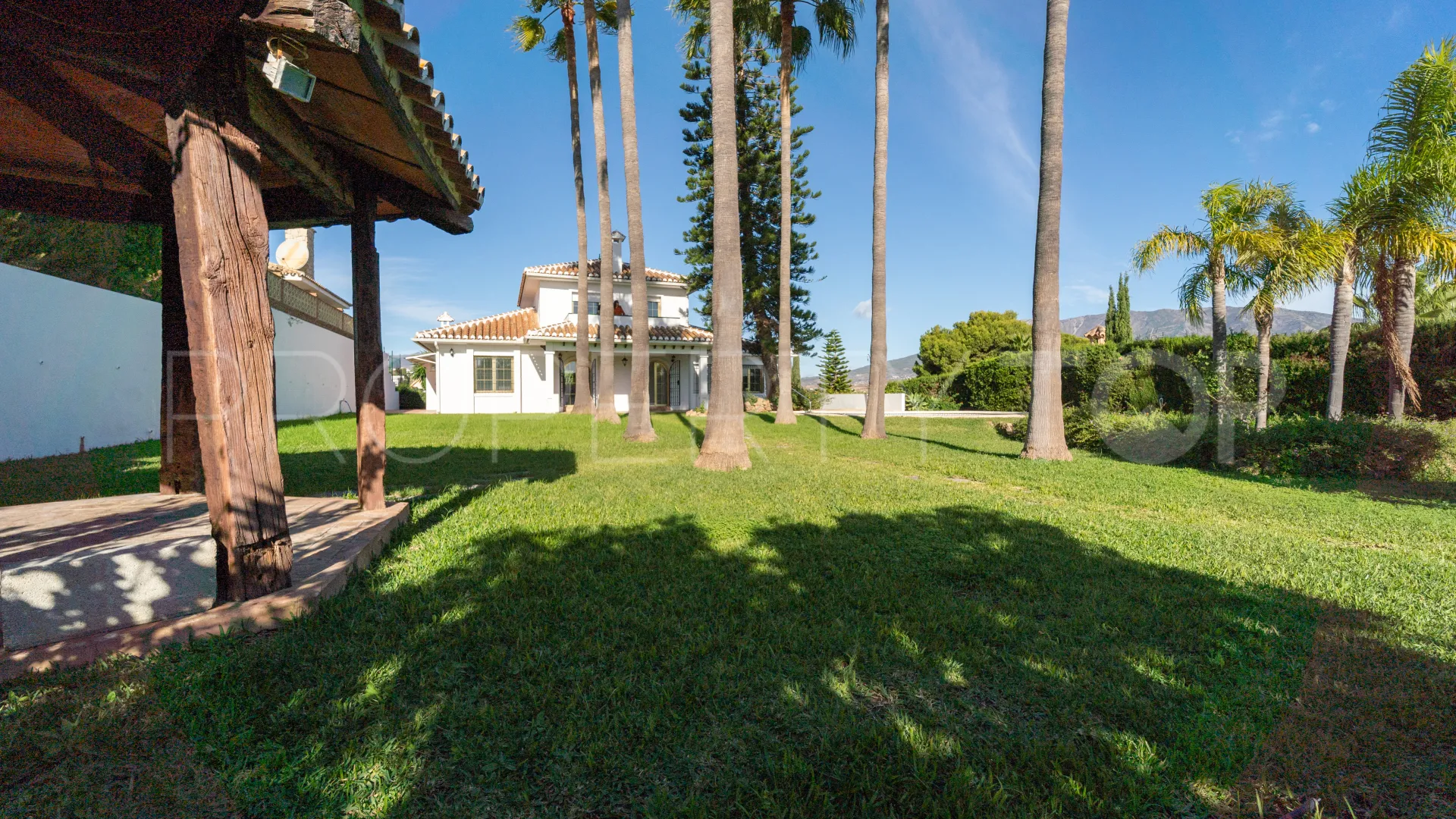 4 bedrooms villa in Cerrado del Aguila for sale