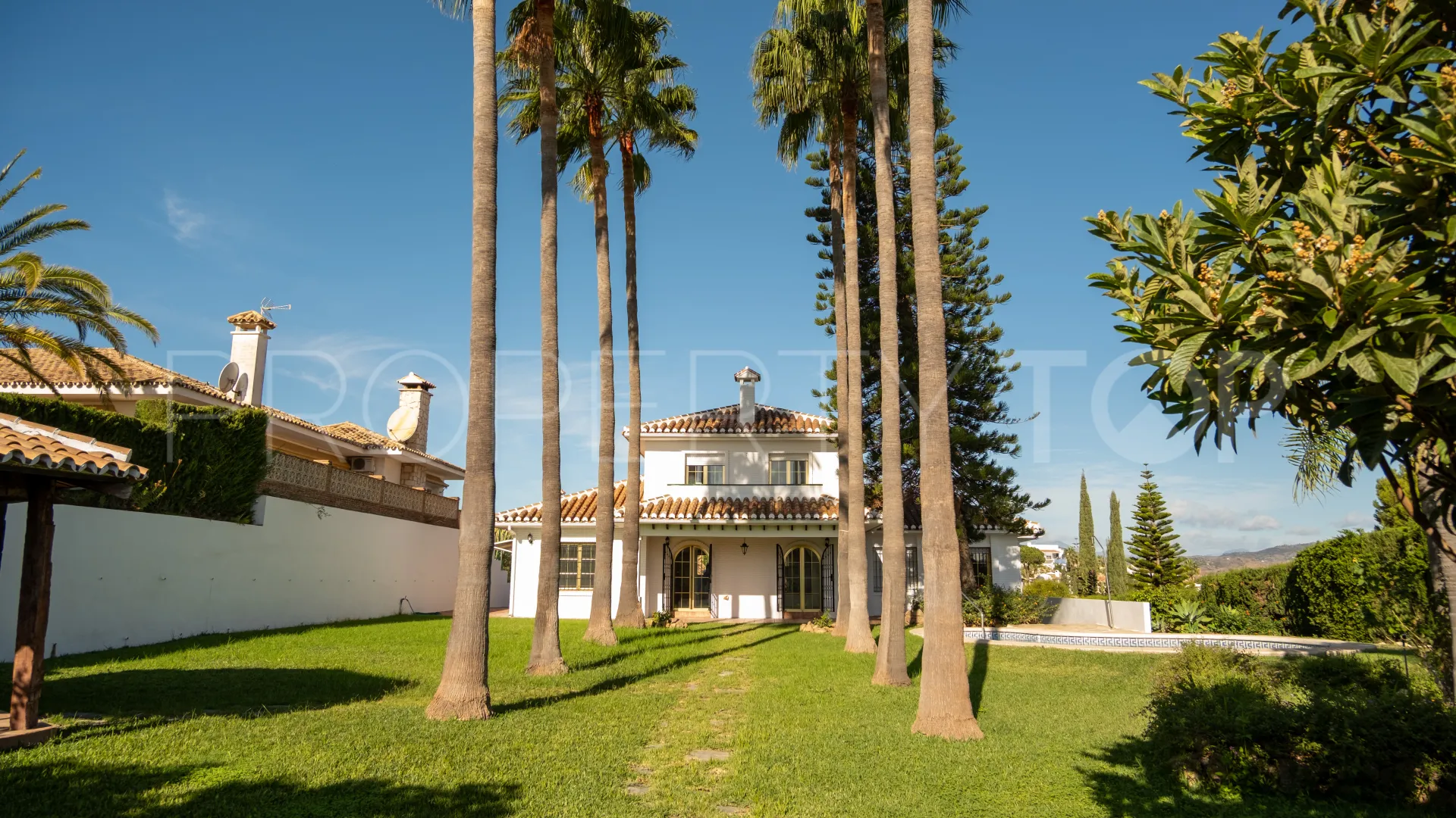 4 bedrooms villa in Cerrado del Aguila for sale