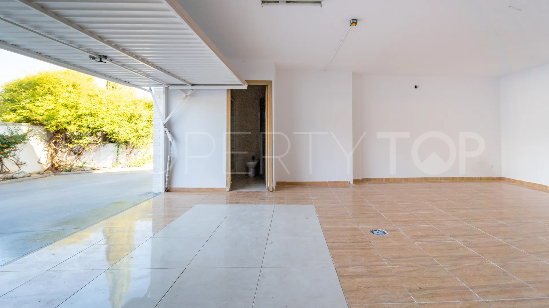 4 bedrooms villa in Cerrado del Aguila for sale