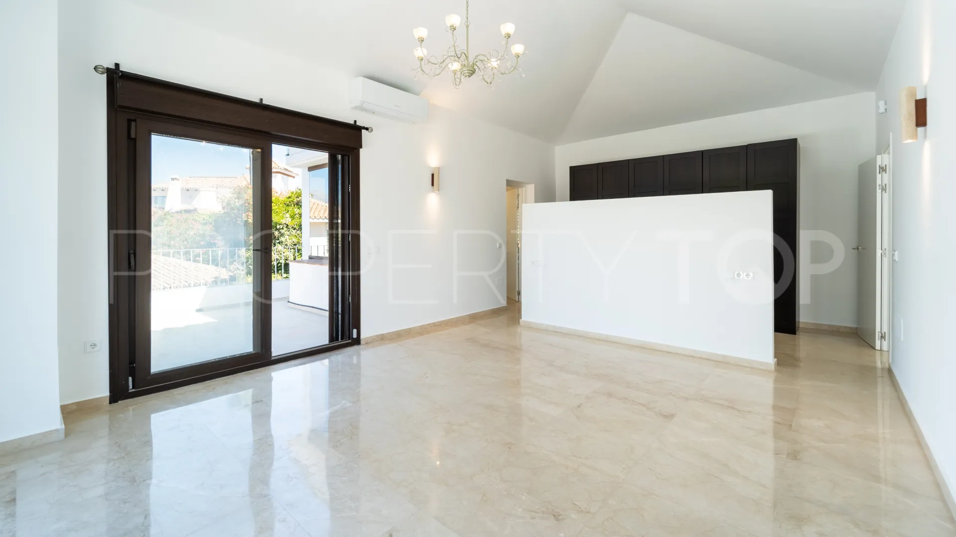 El Rosario, villa en venta de 5 dormitorios