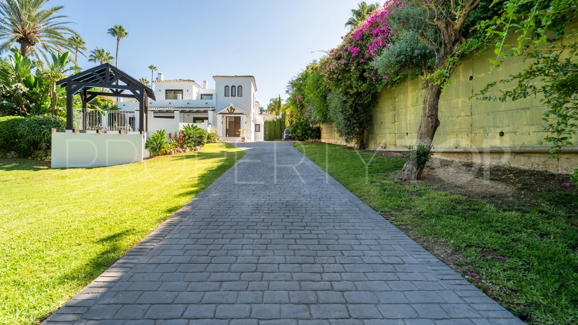 El Rosario, villa en venta de 5 dormitorios