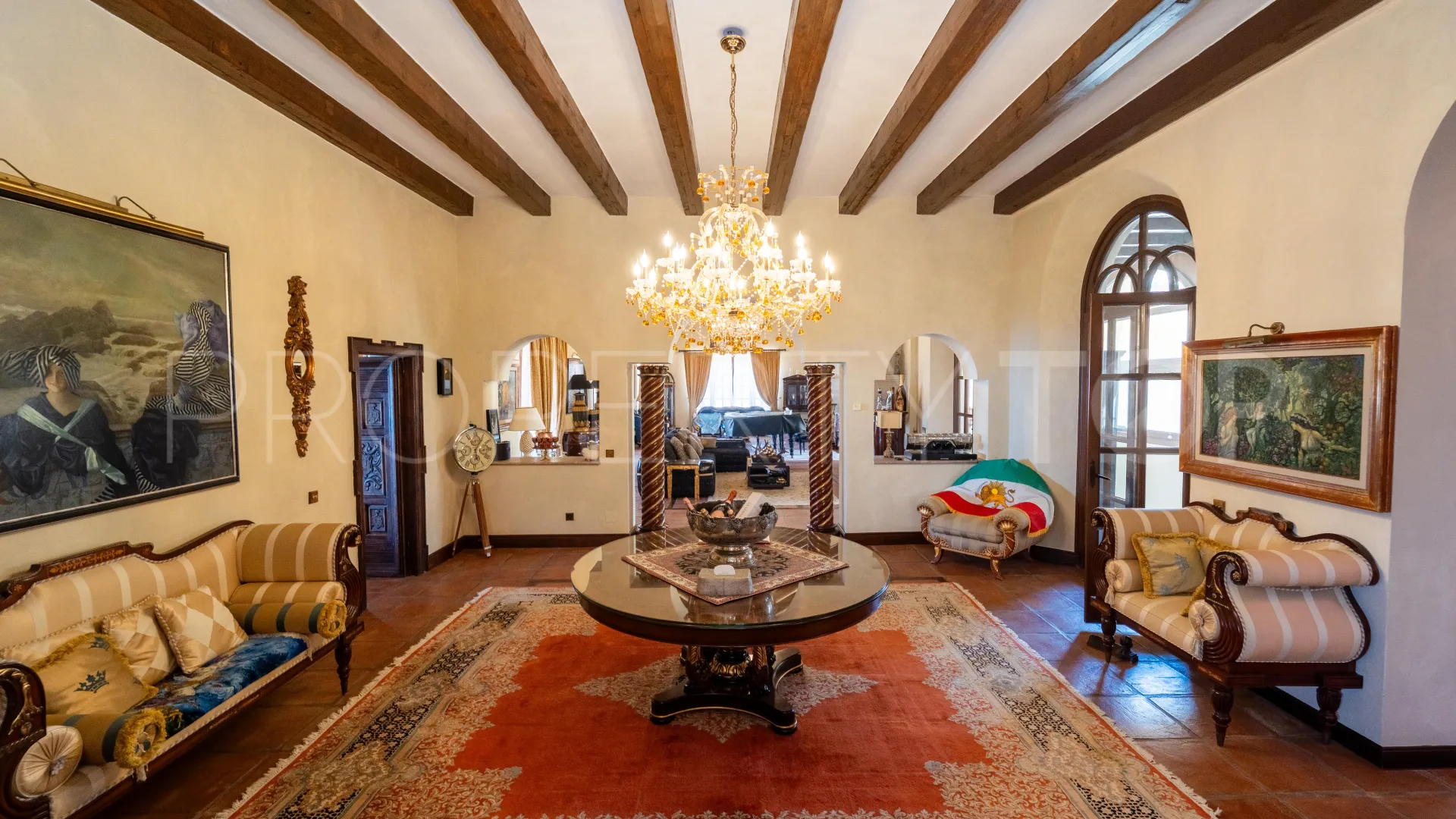 Villa for sale in La Mairena