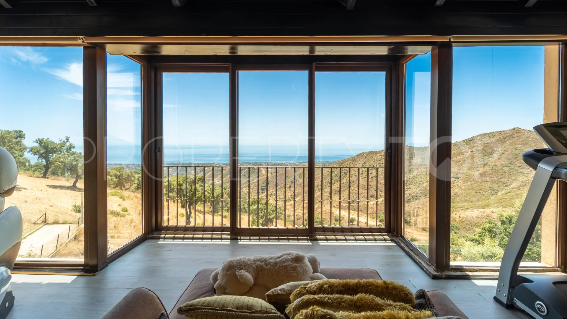 Villa for sale in La Mairena