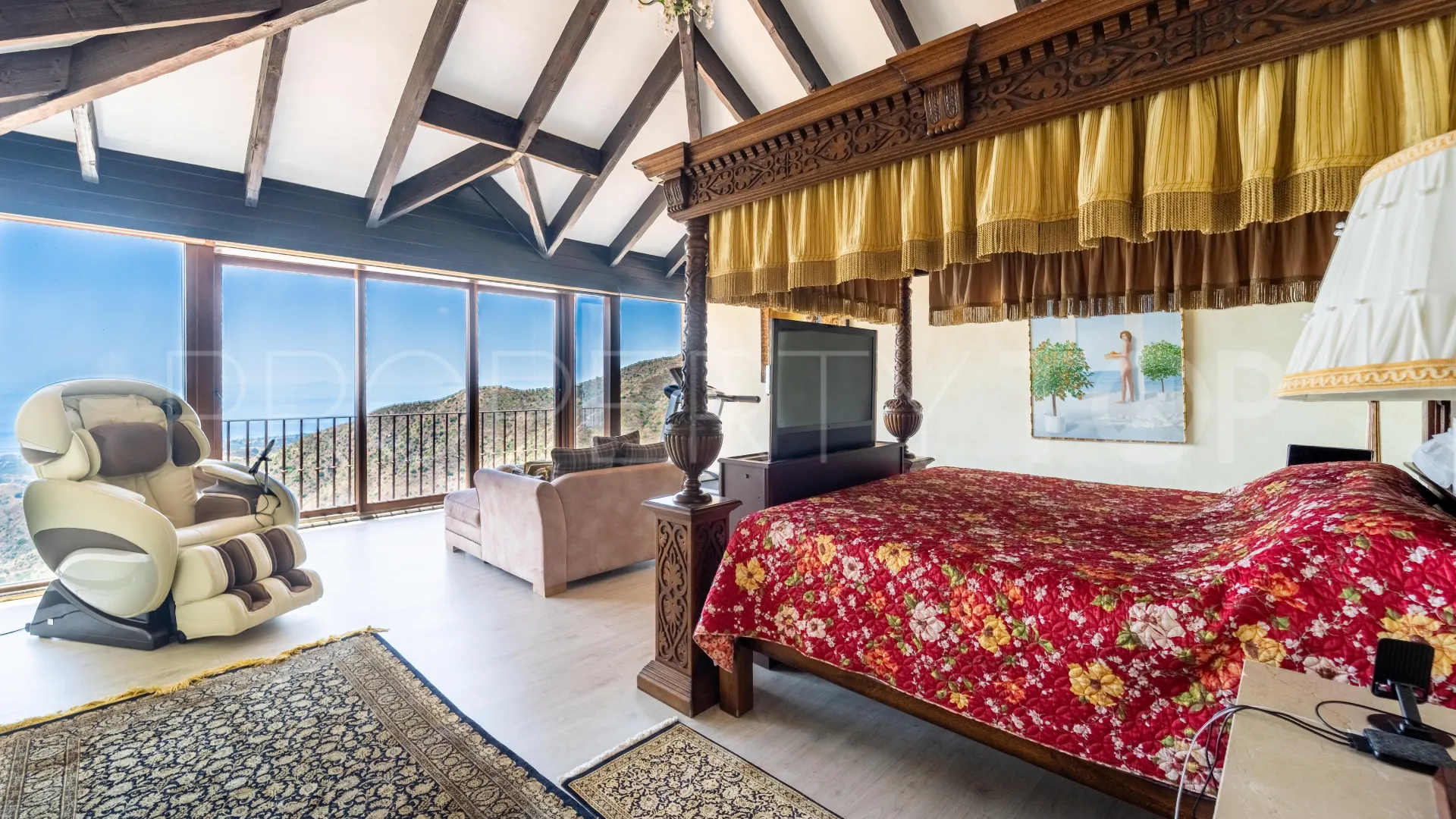 Villa for sale in La Mairena