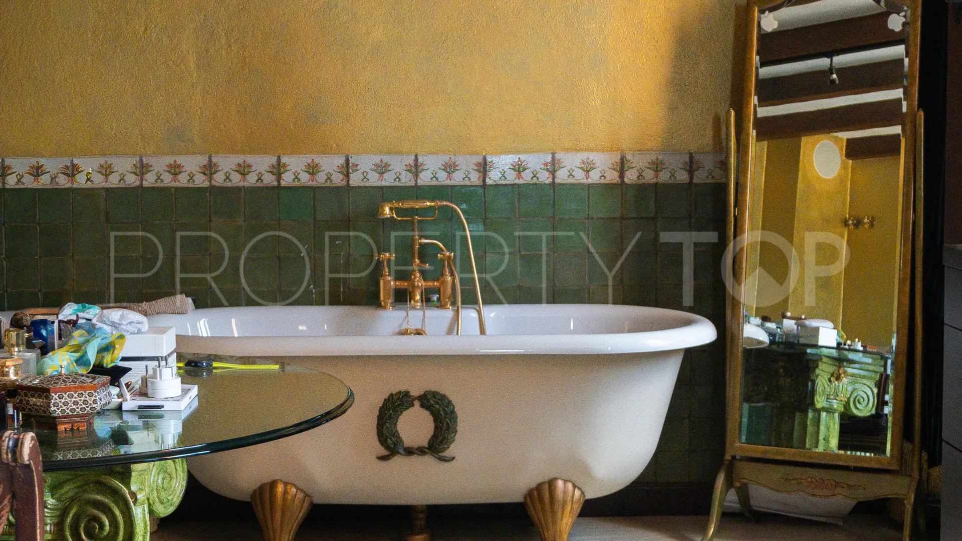 Villa for sale in La Mairena