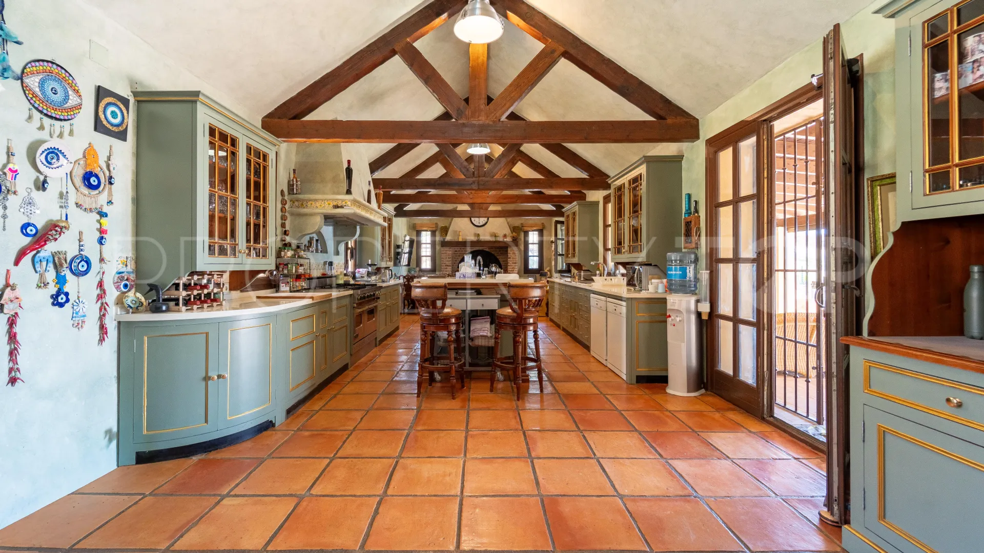 Villa for sale in La Mairena