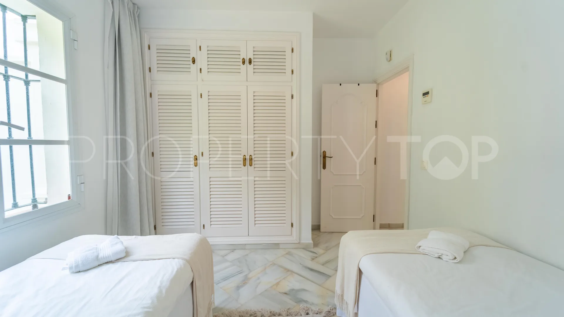 Elviria, villa en venta de 4 dormitorios