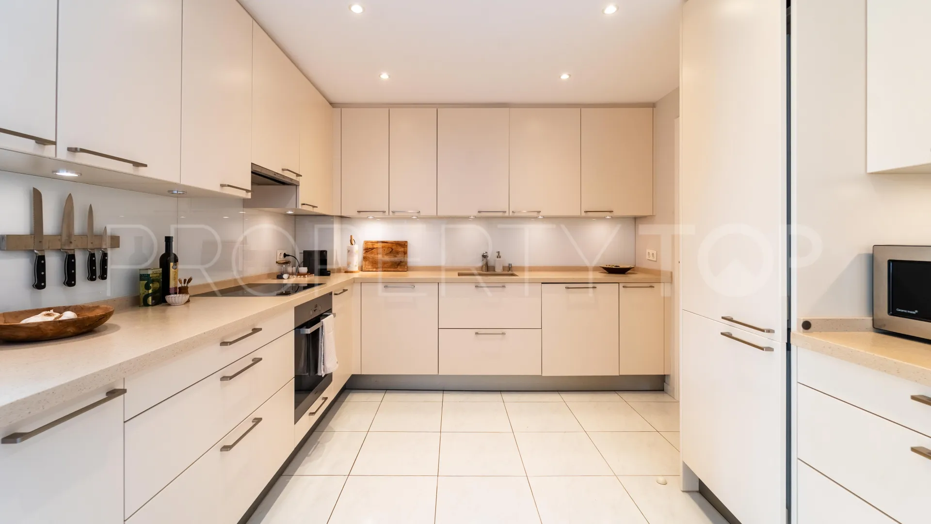 Elviria, villa en venta de 4 dormitorios
