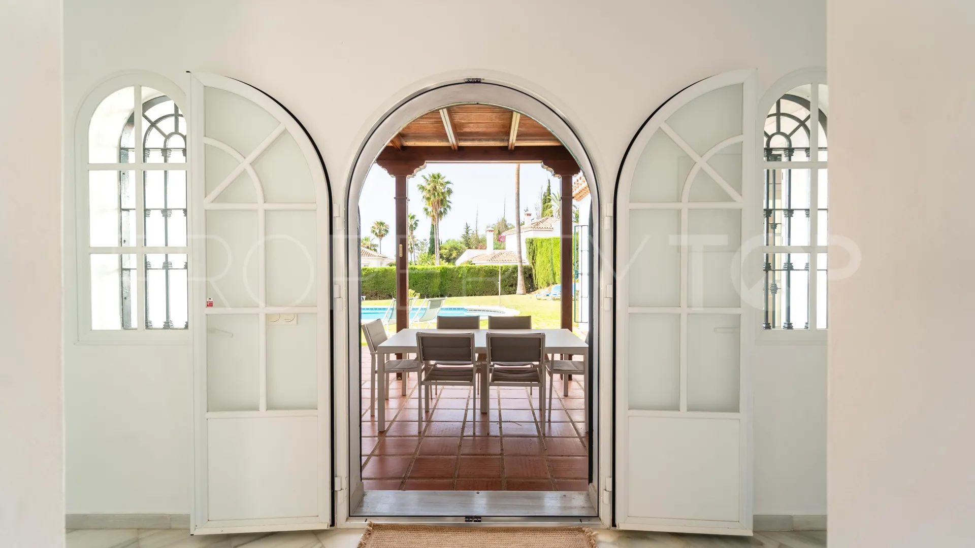 Elviria, villa en venta de 4 dormitorios