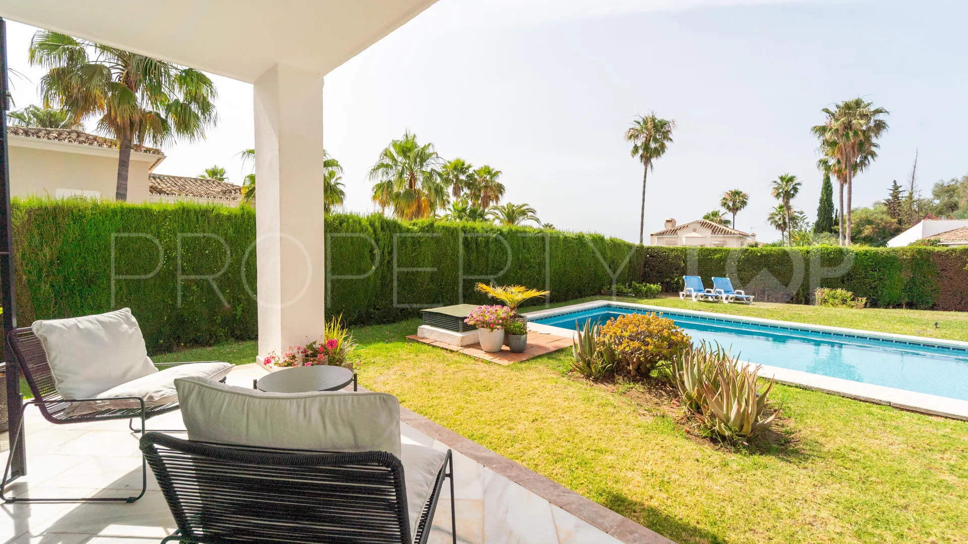 Elviria, villa en venta de 4 dormitorios