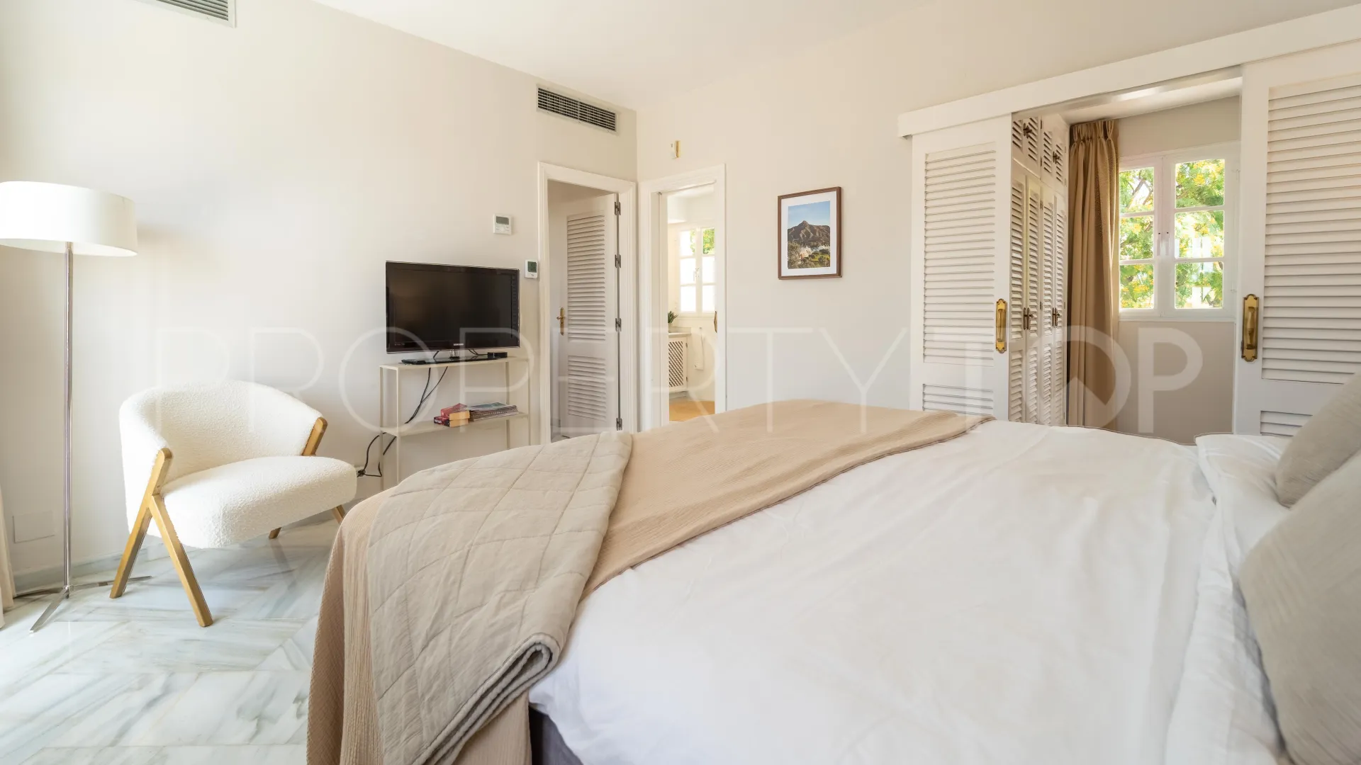 Elviria, villa en venta de 4 dormitorios