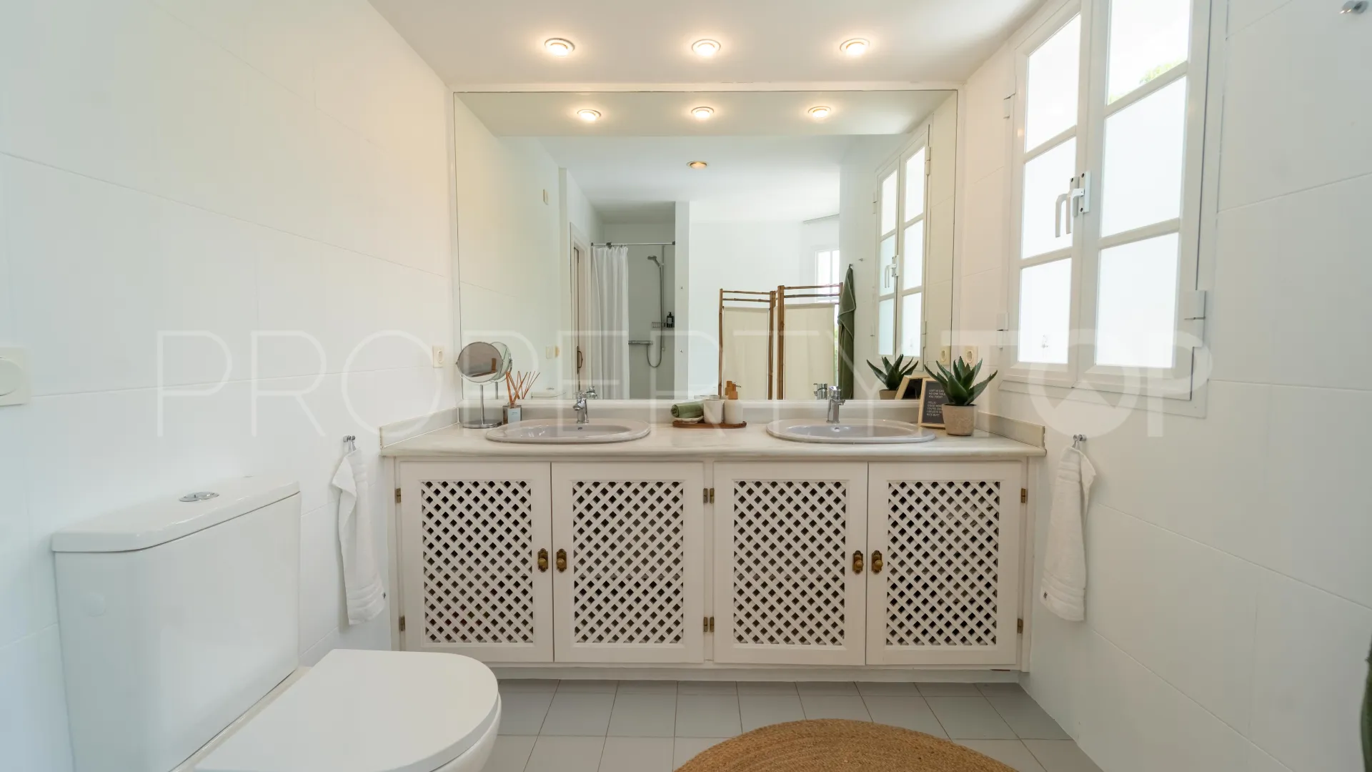 Elviria, villa en venta de 4 dormitorios