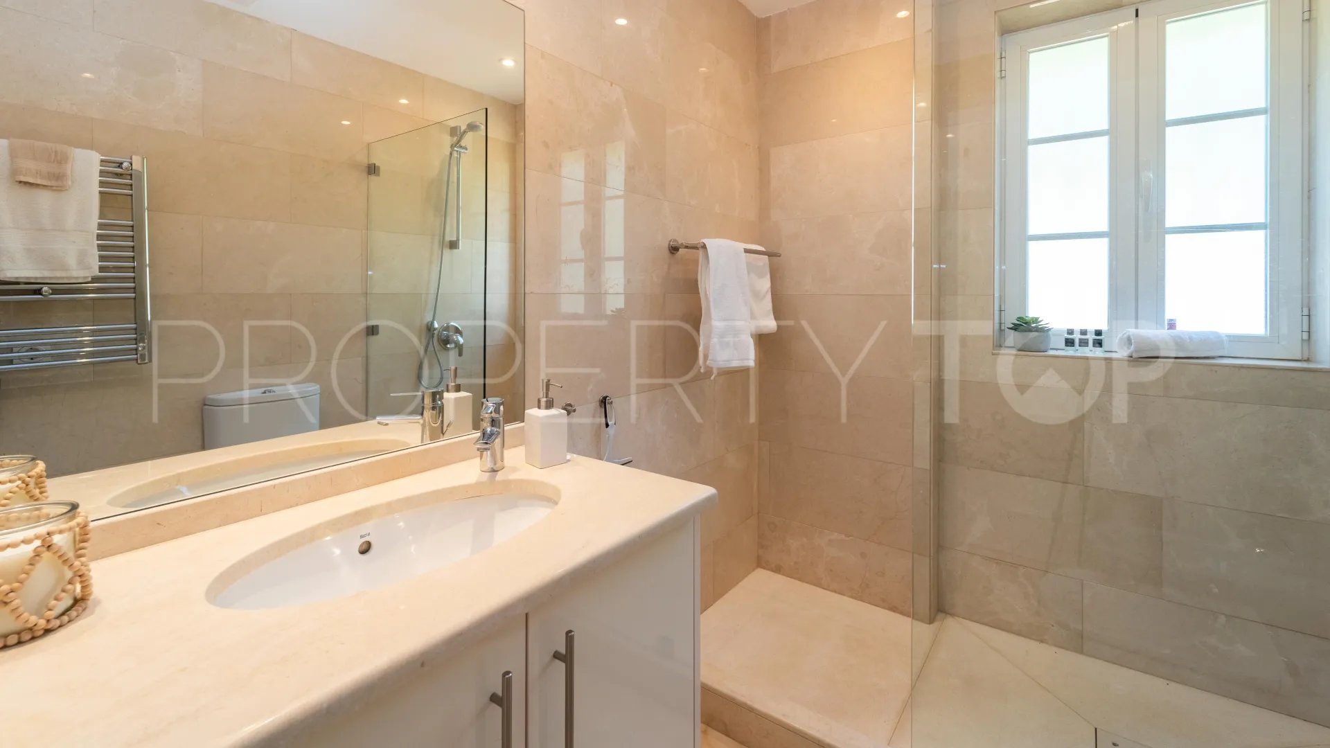 Elviria, villa en venta de 4 dormitorios