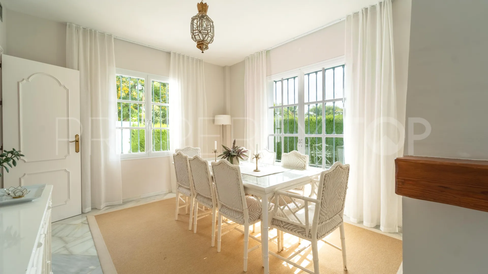 Elviria, villa en venta de 4 dormitorios