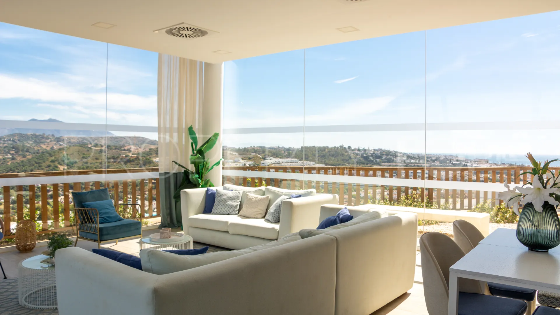 Cala de Mijas, apartamento de 3 dormitorios a la venta