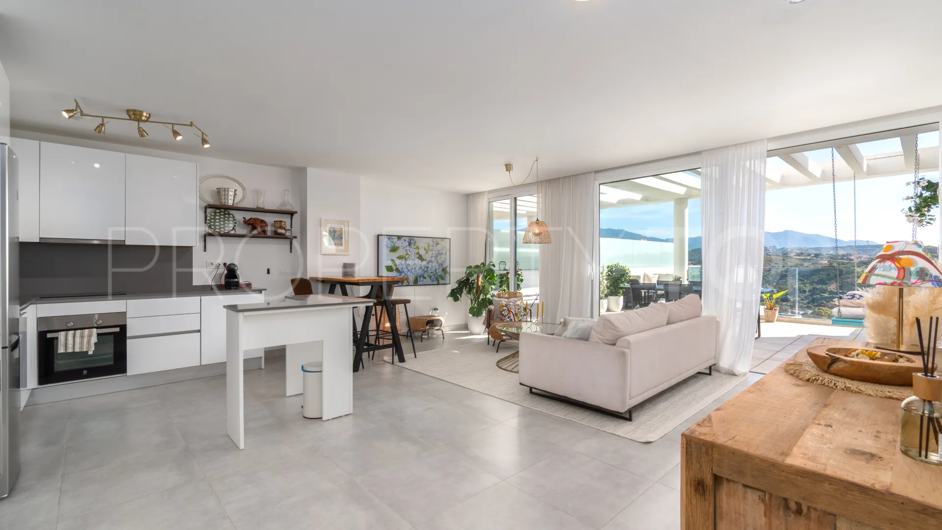 Cala de Mijas, apartamento de 3 dormitorios a la venta