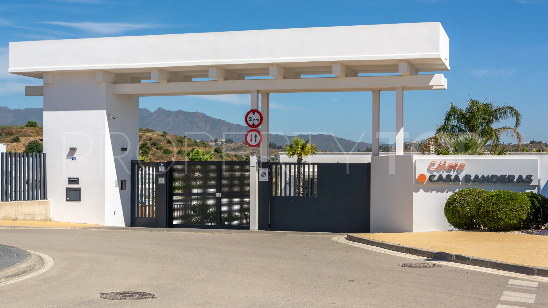 Cala de Mijas, apartamento de 3 dormitorios a la venta