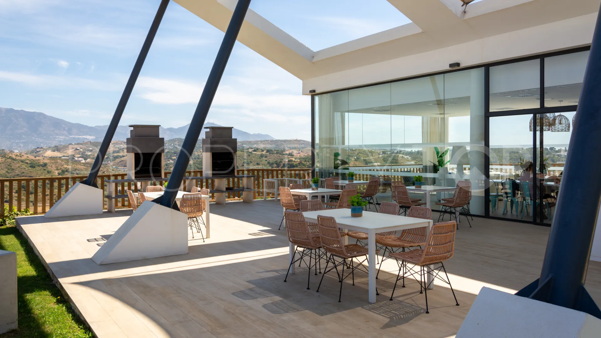 Cala de Mijas, apartamento de 3 dormitorios a la venta