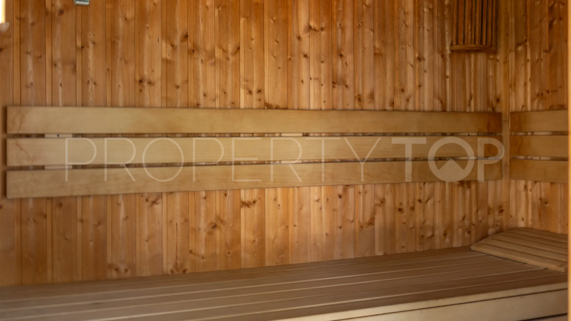 Cala de Mijas, apartamento de 3 dormitorios a la venta