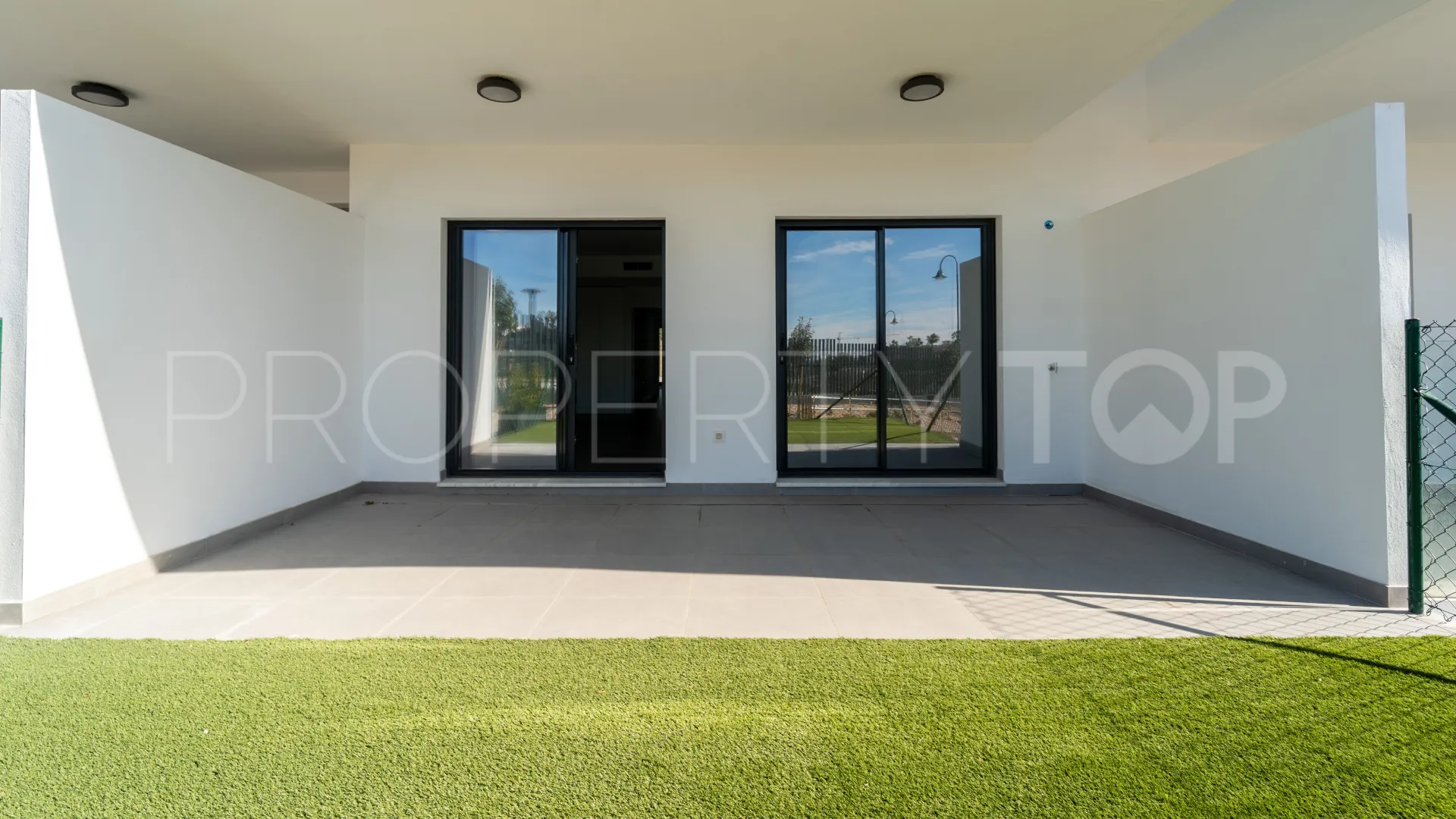 2 bedrooms Mijas Costa ground floor apartment for sale