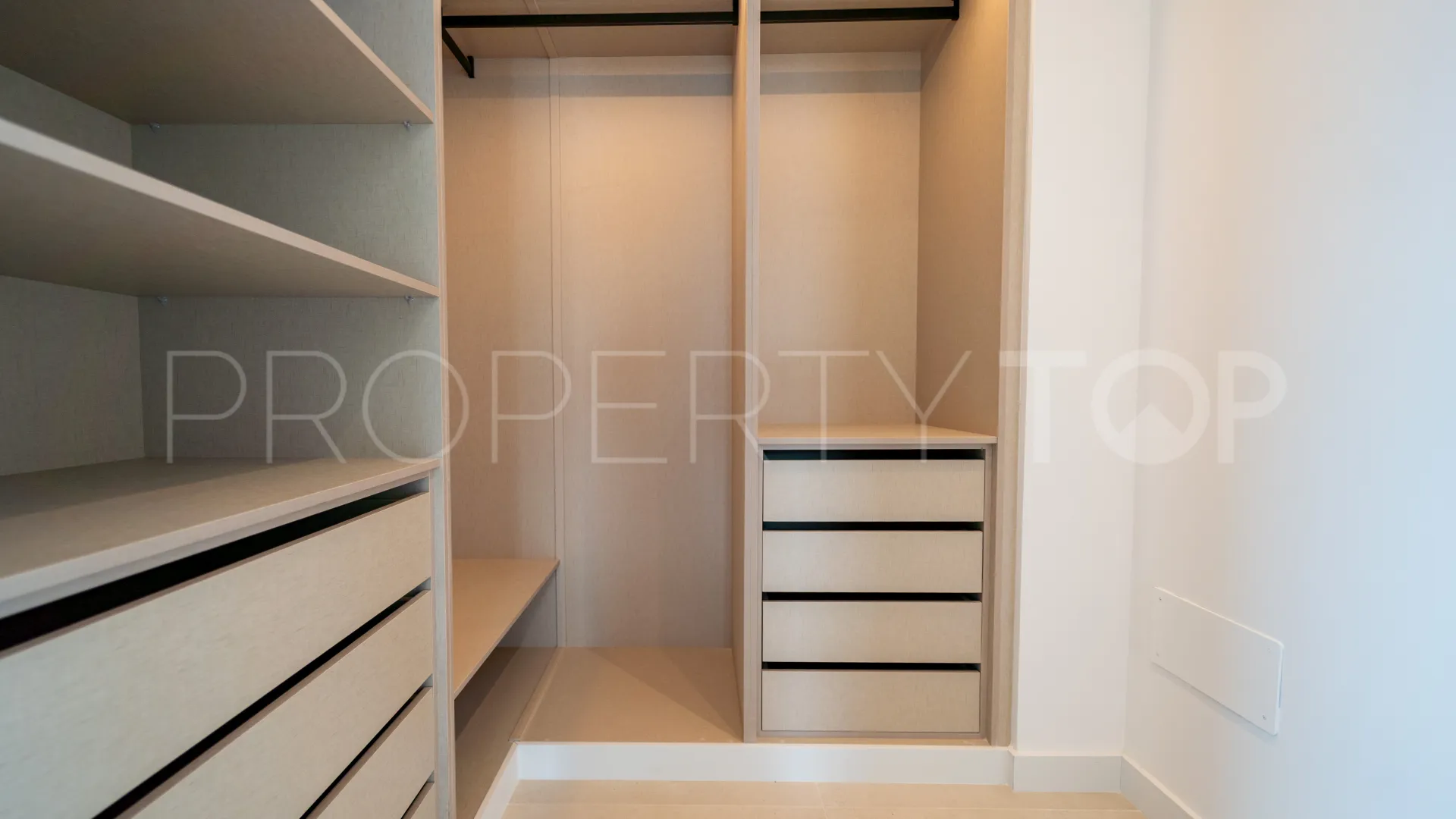 Se vende villa en Mijas Costa de 4 dormitorios
