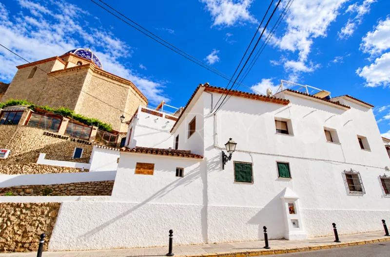For sale 6 bedrooms town house in Altea