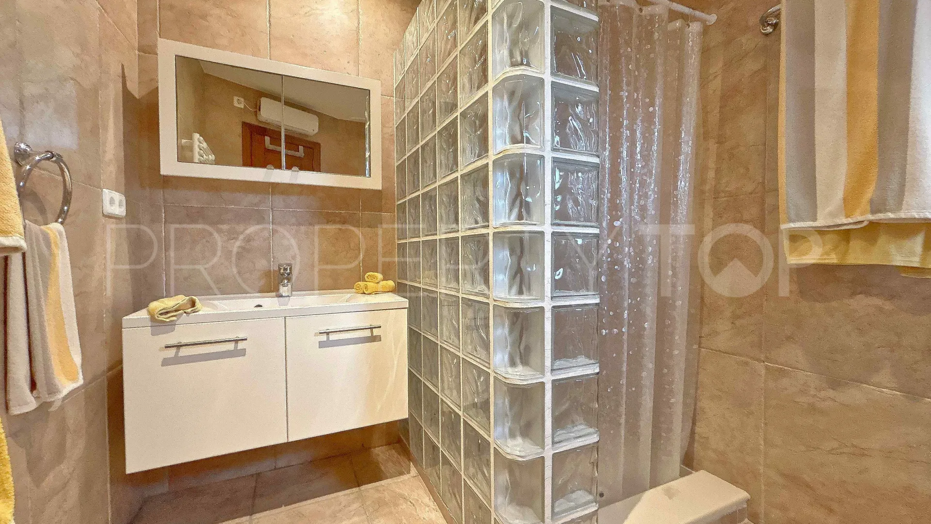 Se vende atico duplex de 3 dormitorios en Adsubia
