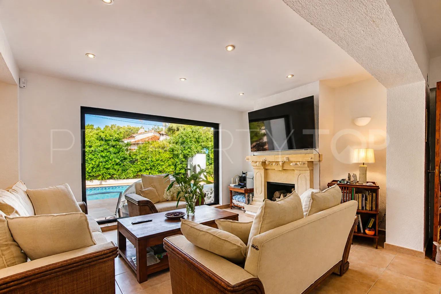 Villa de 5 dormitorios a la venta en Entrepinos