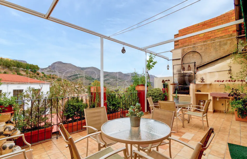 La Vall de Laguar town house for sale