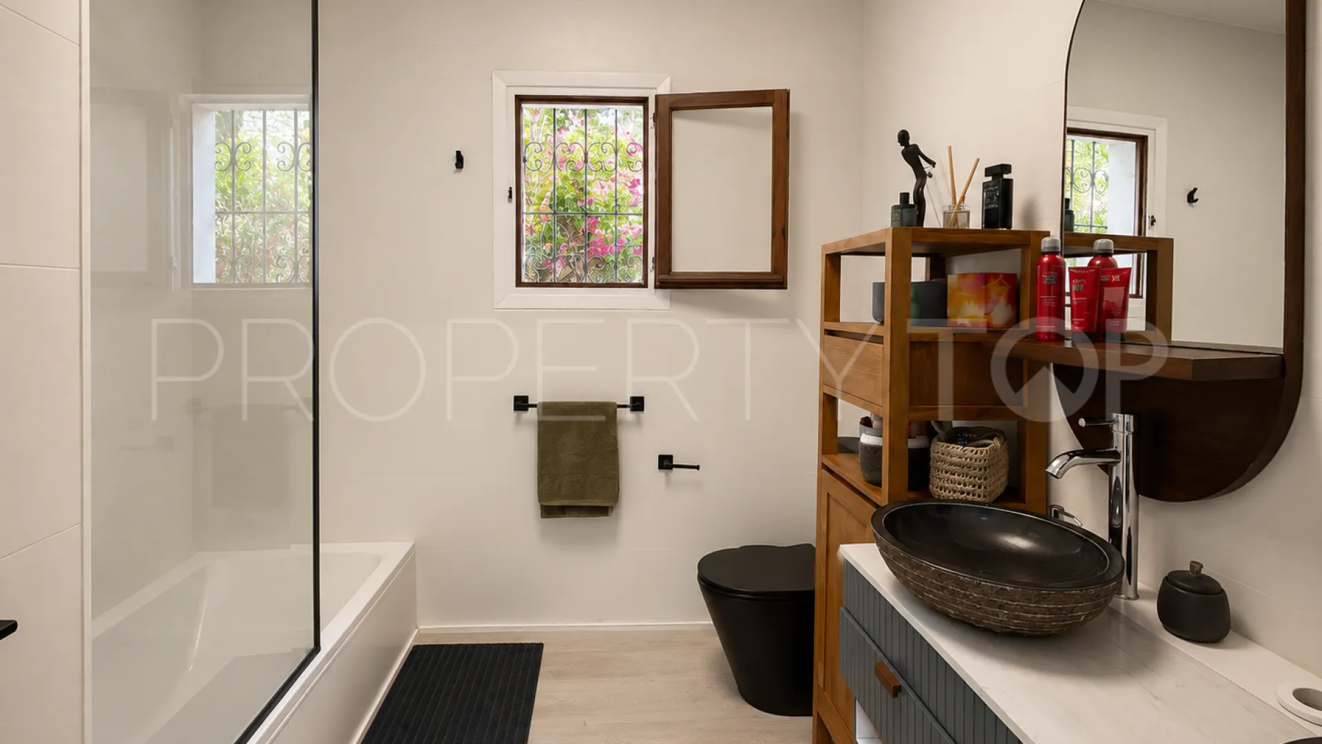 Villa en venta en Denia de 4 dormitorios