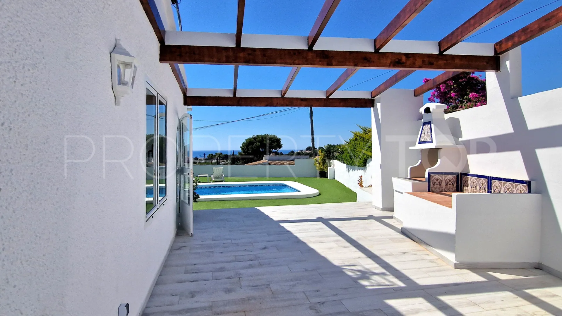For sale villa in Moraira