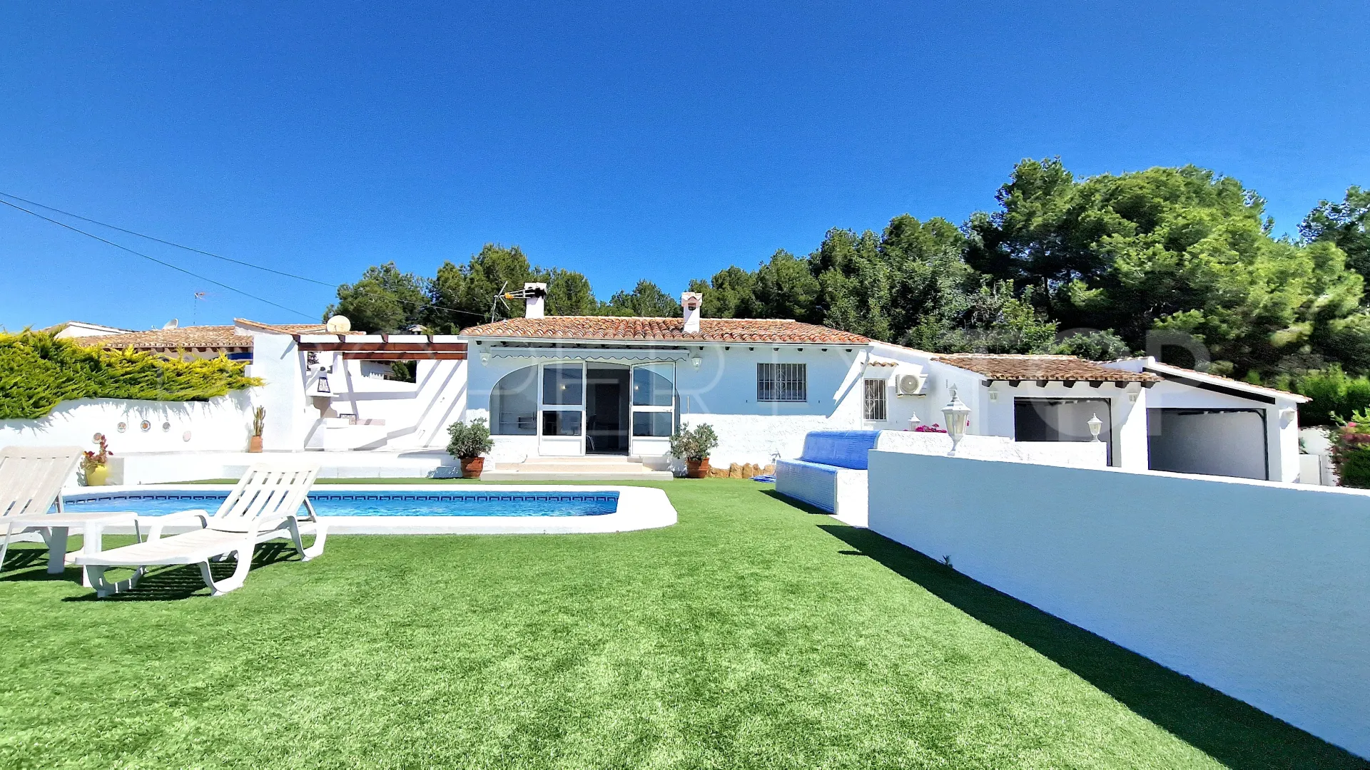 For sale villa in Moraira