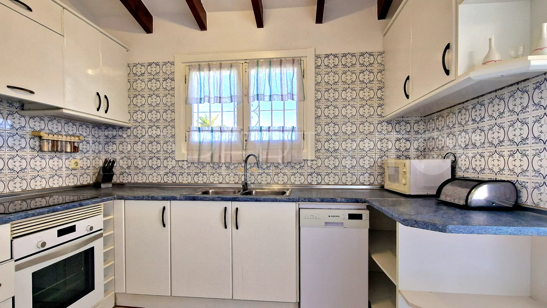For sale villa in Moraira