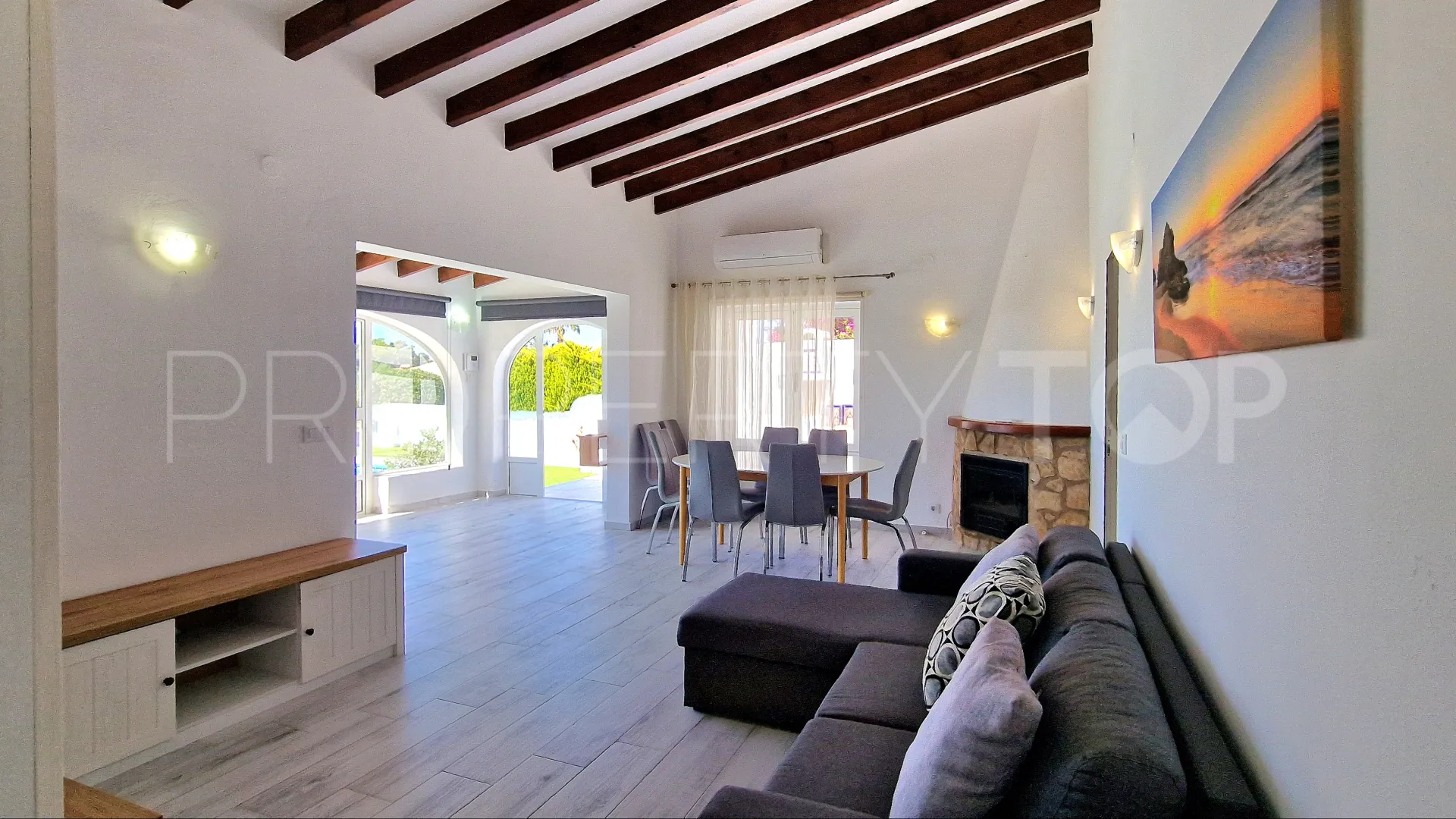 For sale villa in Moraira