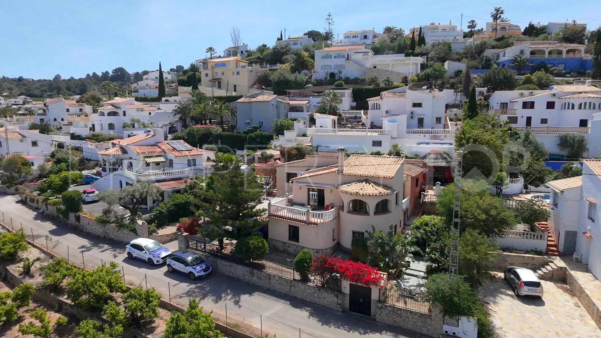 Se vende villa en Orba con 4 dormitorios