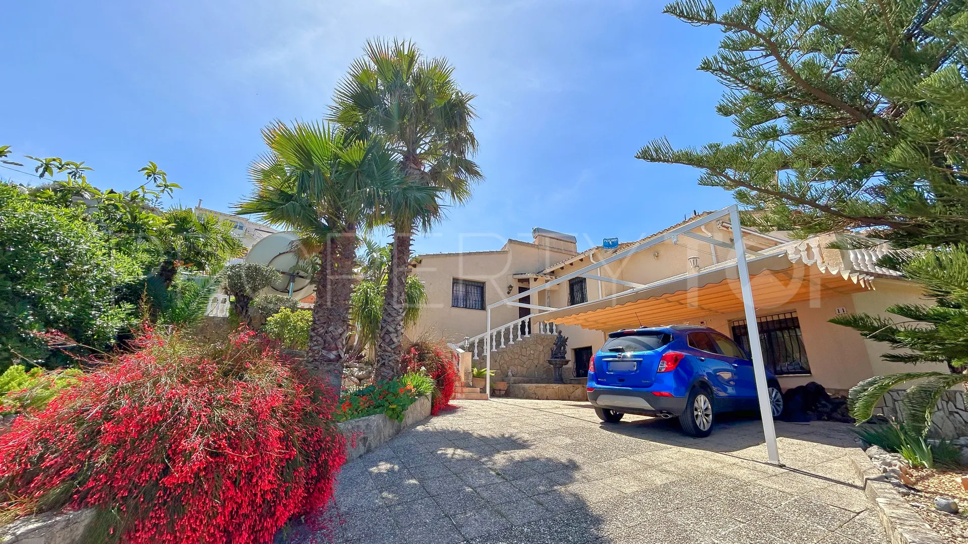 Se vende villa en Orba con 4 dormitorios