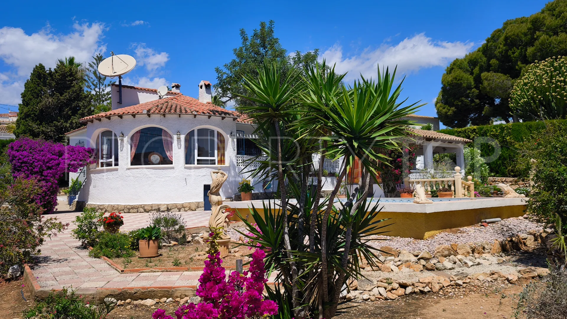 Se vende villa en Calpe
