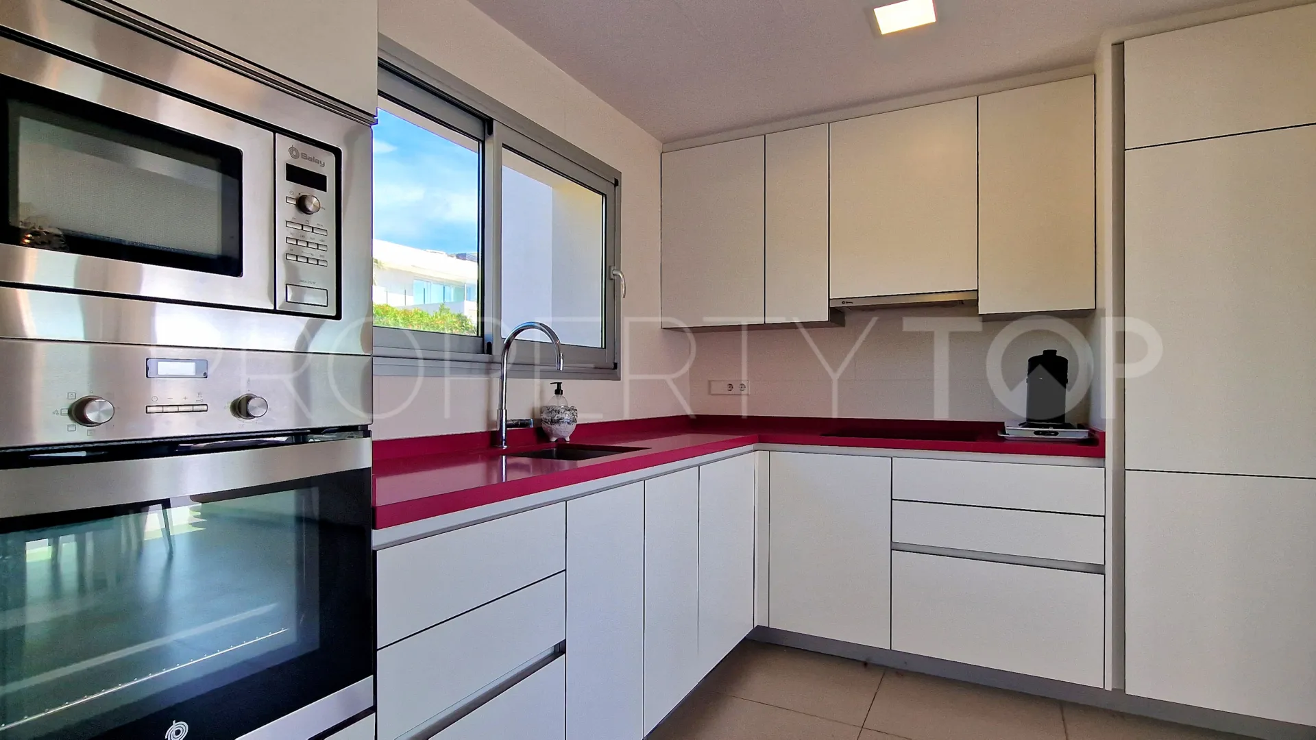 Villa with 3 bedrooms for sale in Benitachell