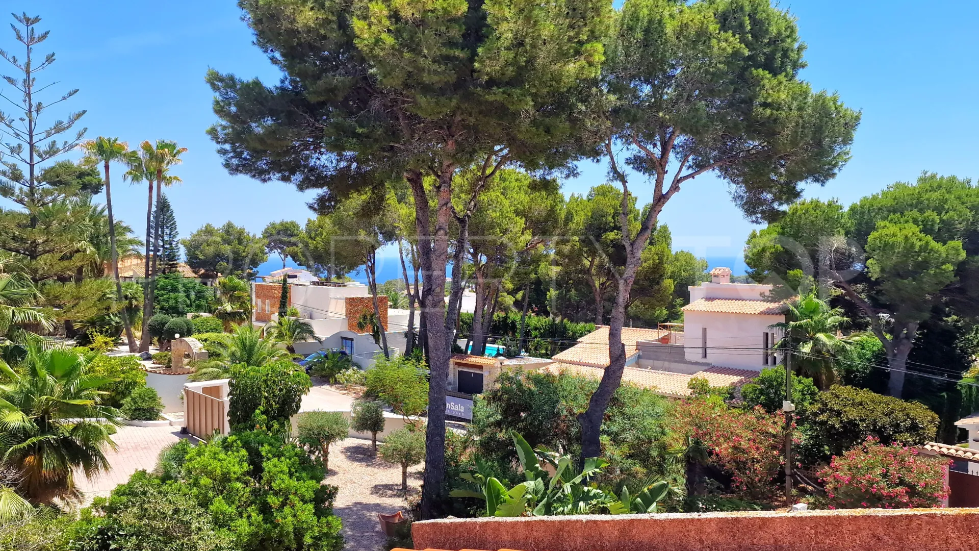 Villa con 6 dormitorios a la venta en Moraira
