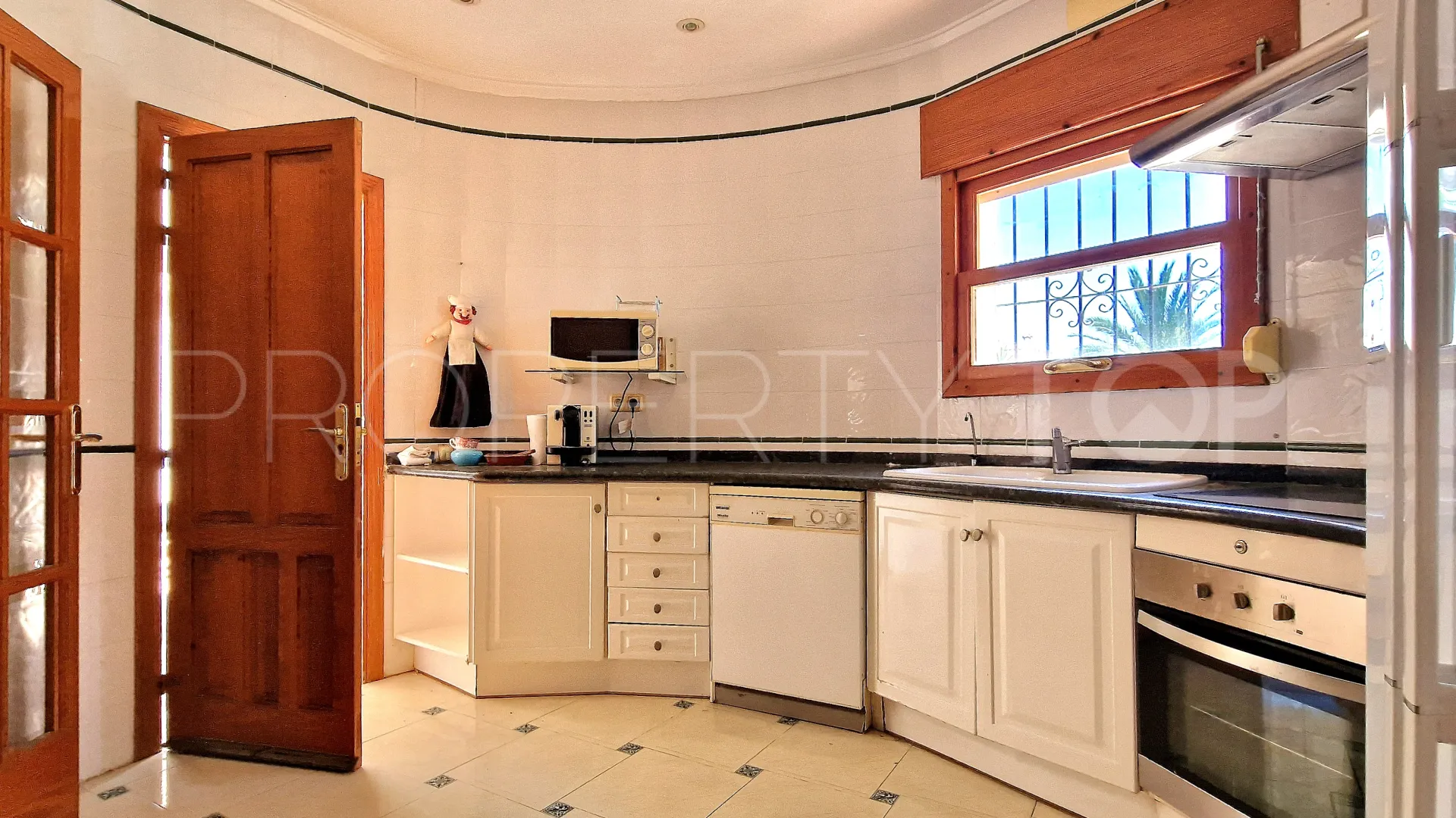 Villa con 6 dormitorios a la venta en Moraira