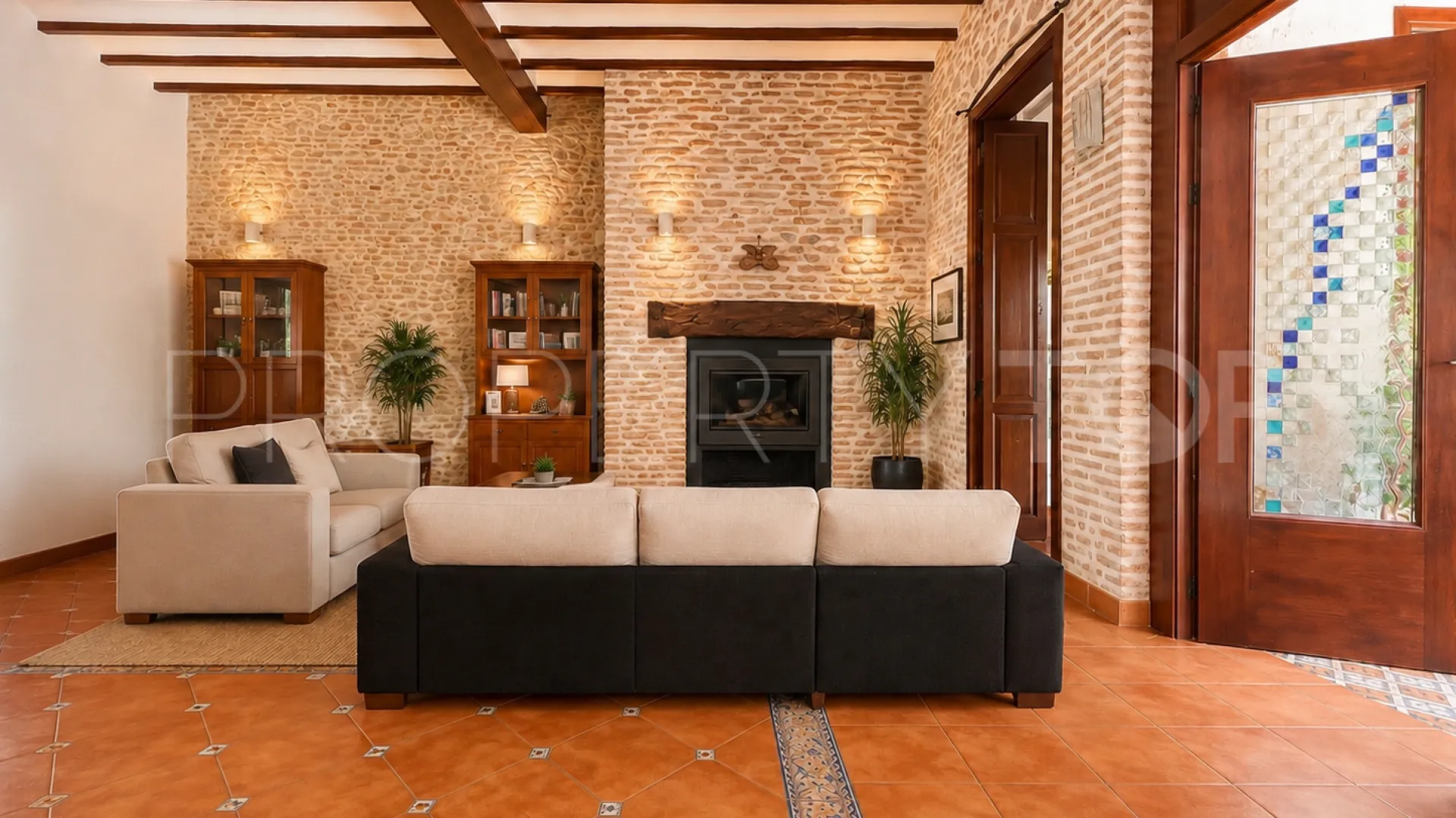 Almoines town house for sale