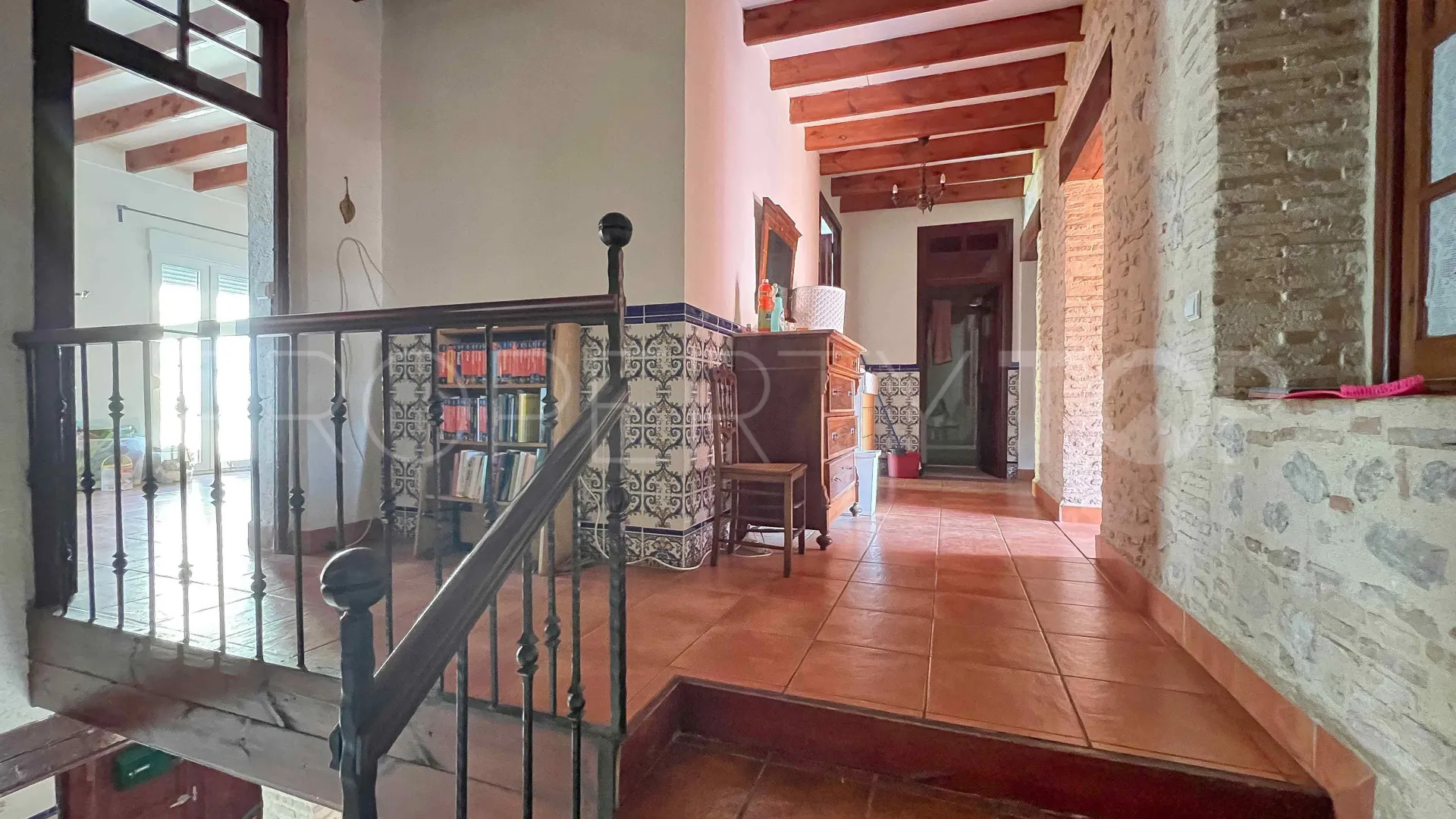 Almoines town house for sale
