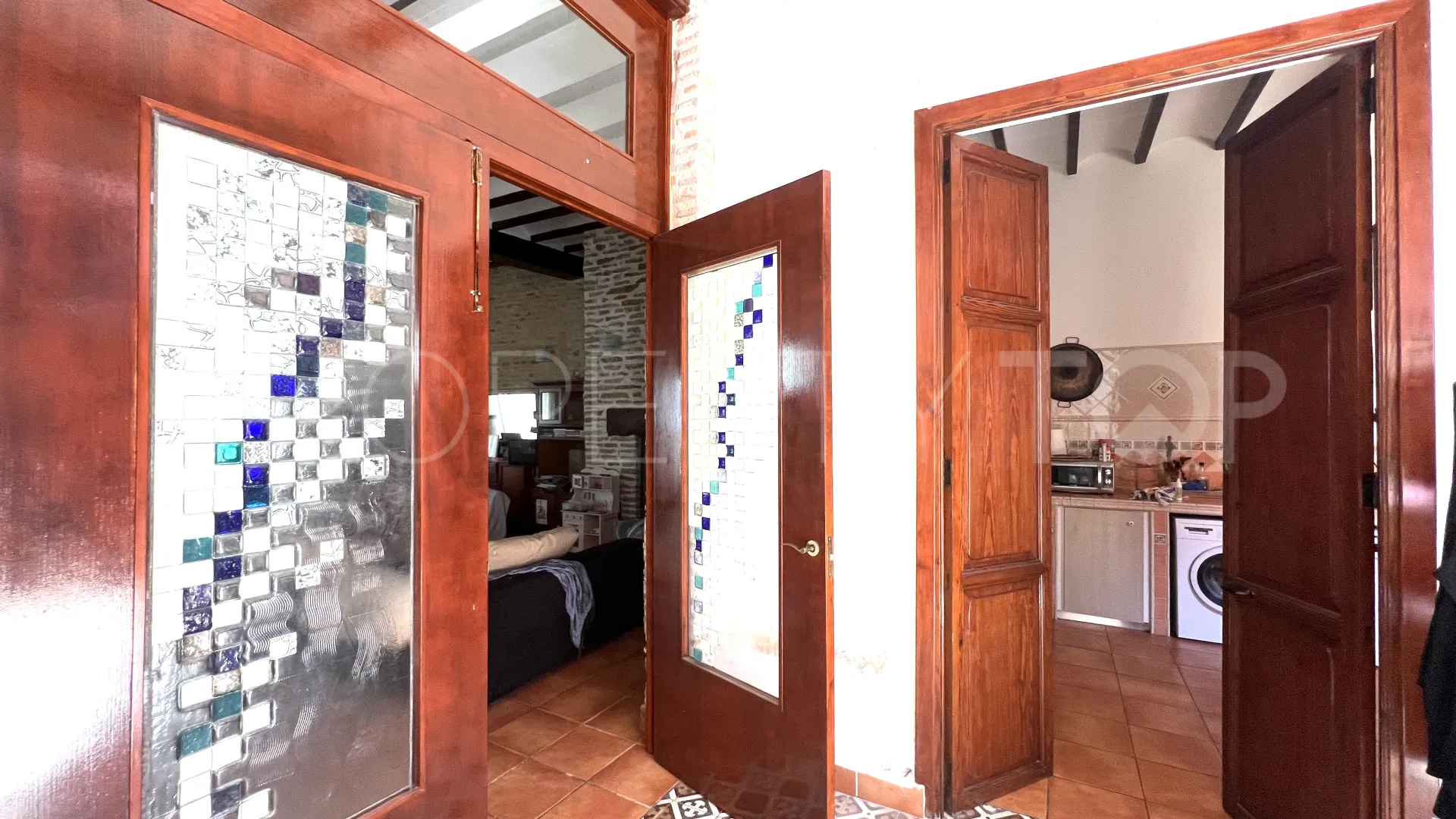 Almoines town house for sale