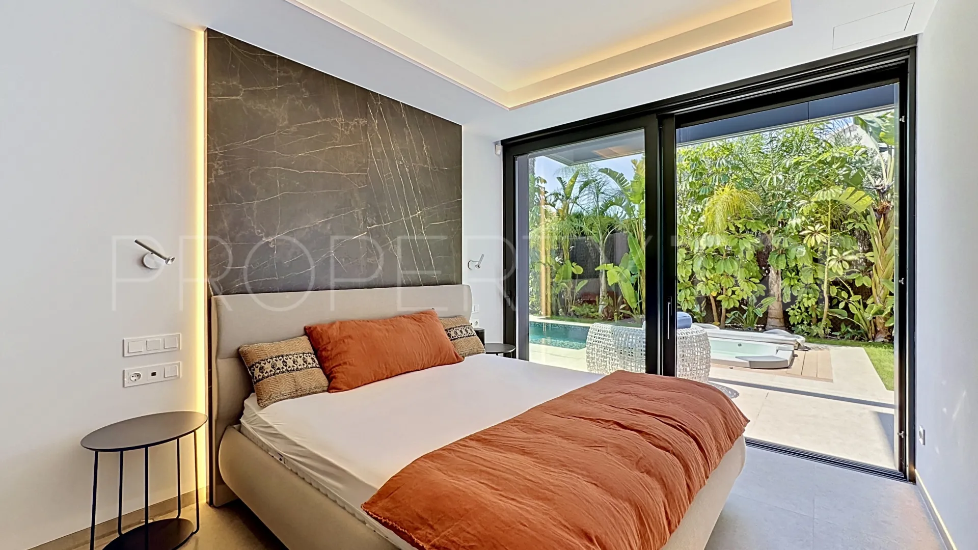 For sale 4 bedrooms villa in Calpe