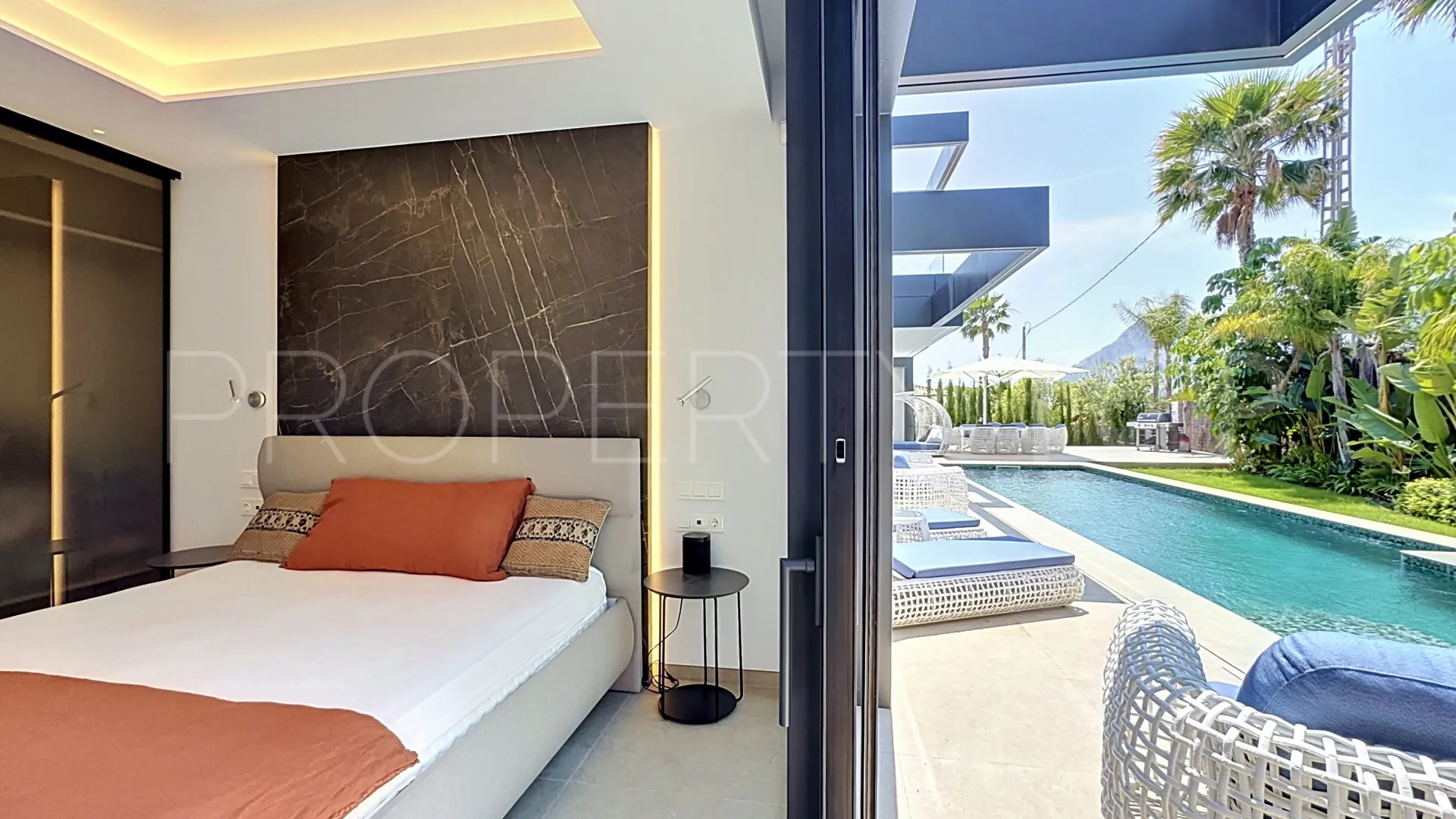 For sale 4 bedrooms villa in Calpe