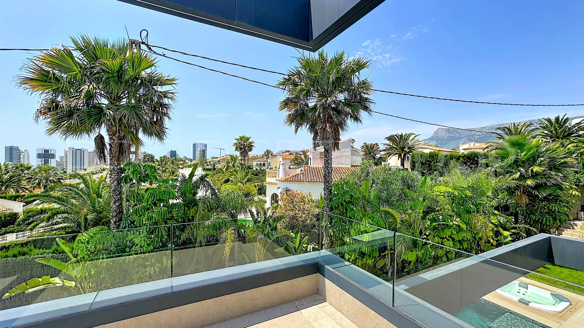 For sale 4 bedrooms villa in Calpe