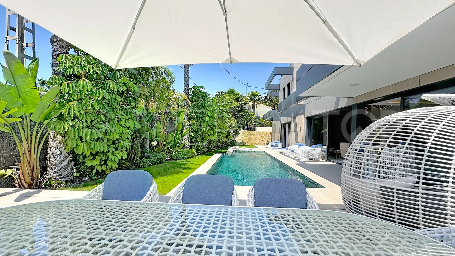 For sale 4 bedrooms villa in Calpe